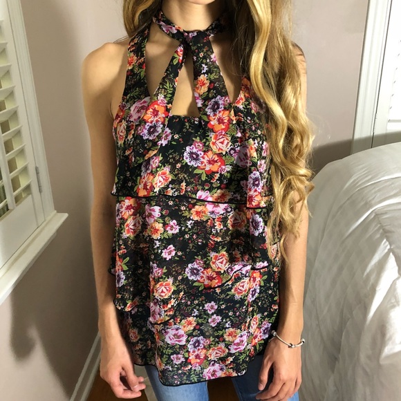 Posh Garden Tops - The Deifik